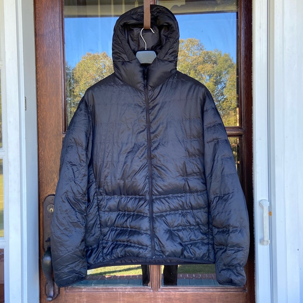 UNI QLO‎ down puffer coat. Size XL